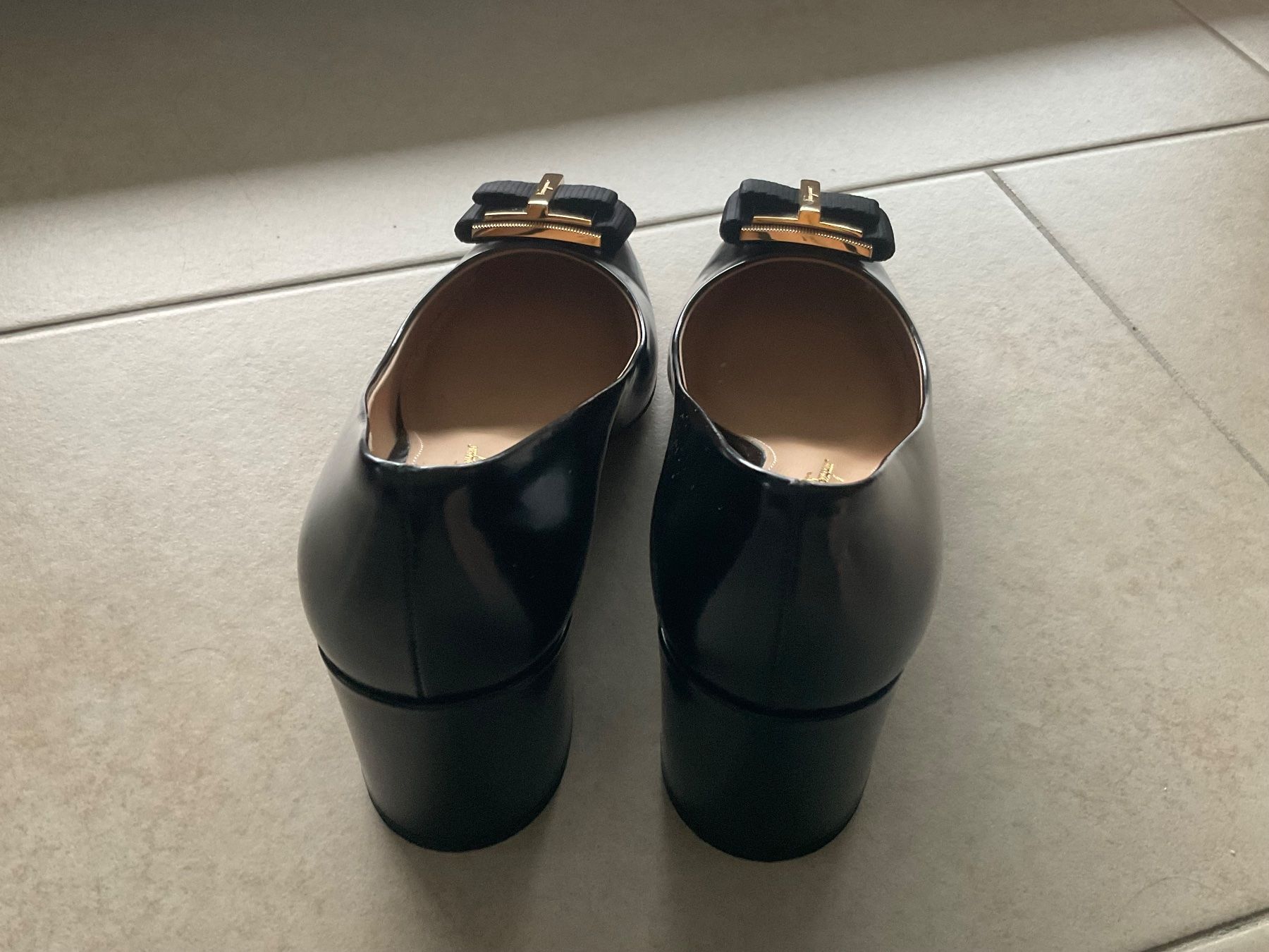 Salvatore Ferragamo Scarpe da donna: FERRAGAMO Pumps – Nuovo (secondo la descrizione) da Walchwil venduto da jsw01 3