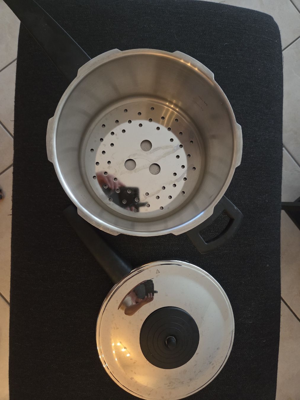 Kuhn Casseroles:  Kuhn Rikon Dampfkochtopf – D'occasion à Selzach par fam.pauli 1