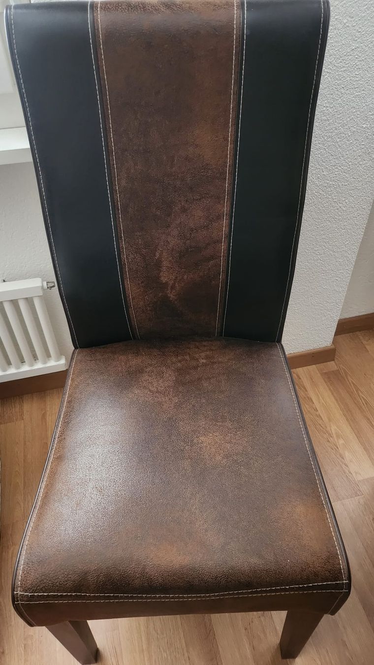 Set de table et chaises: Esstisch Granit mit 4 Lederstühlen  – D'occasion à Steinhausen par cem_8wkq 8