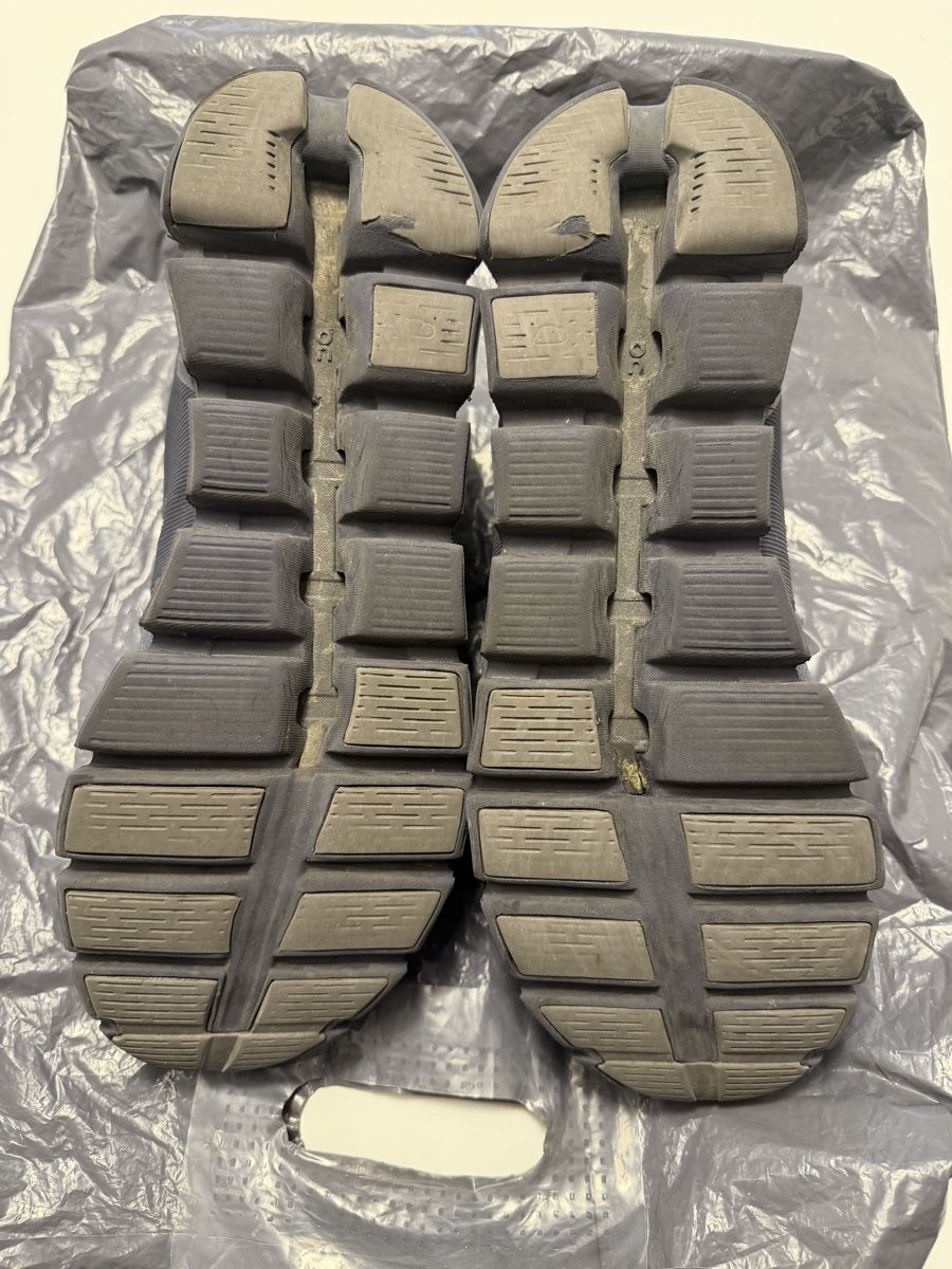On Scarpe da uomo: On Cloud  – Usato da Winterthur venduto da EasyRS 3
