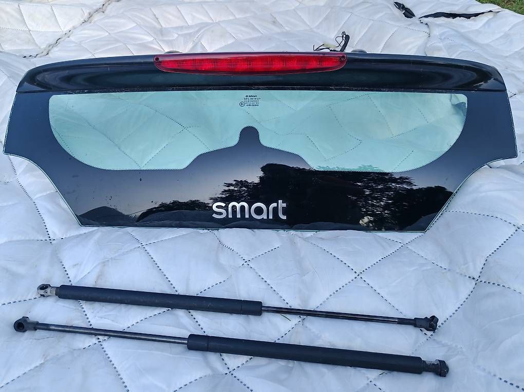 Smart Tutti pezzi di ricambio auto: Smart Roadster coupé lunotto posteriore – Usato da Cadenazzo venduto da Mulinacu 4