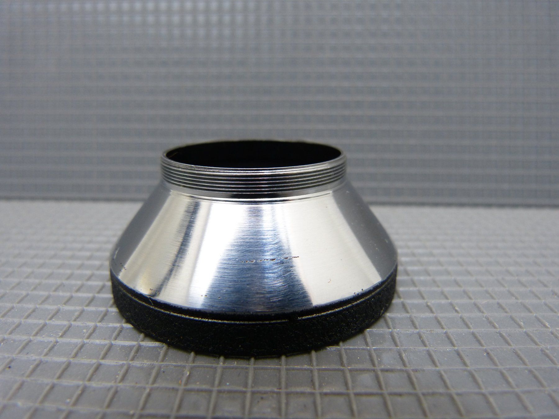 Obiettivi: Sonnenblende 28mm Gewinde aus Metall – Usato da Rheineck venduto da mur.man 3