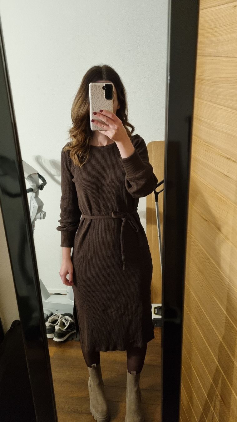 Vestiti: Damen Strickkleid abricot coco, Grösse S, neu – Nuovo e nell'imballaggio originale da Belp venduto da sfanny88 2