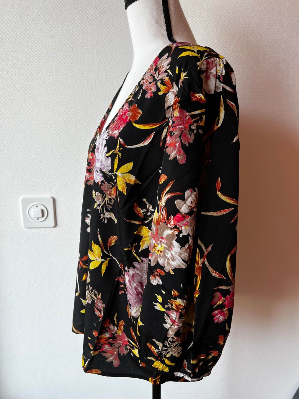 Vero Moda Camicette: Neue BluseVera Moda XL – Nuovo e nell'imballaggio originale da Riehen venduto da edu_92w7 3