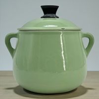 Casserole à rotir vintage en fonte émaillée vert d'eau