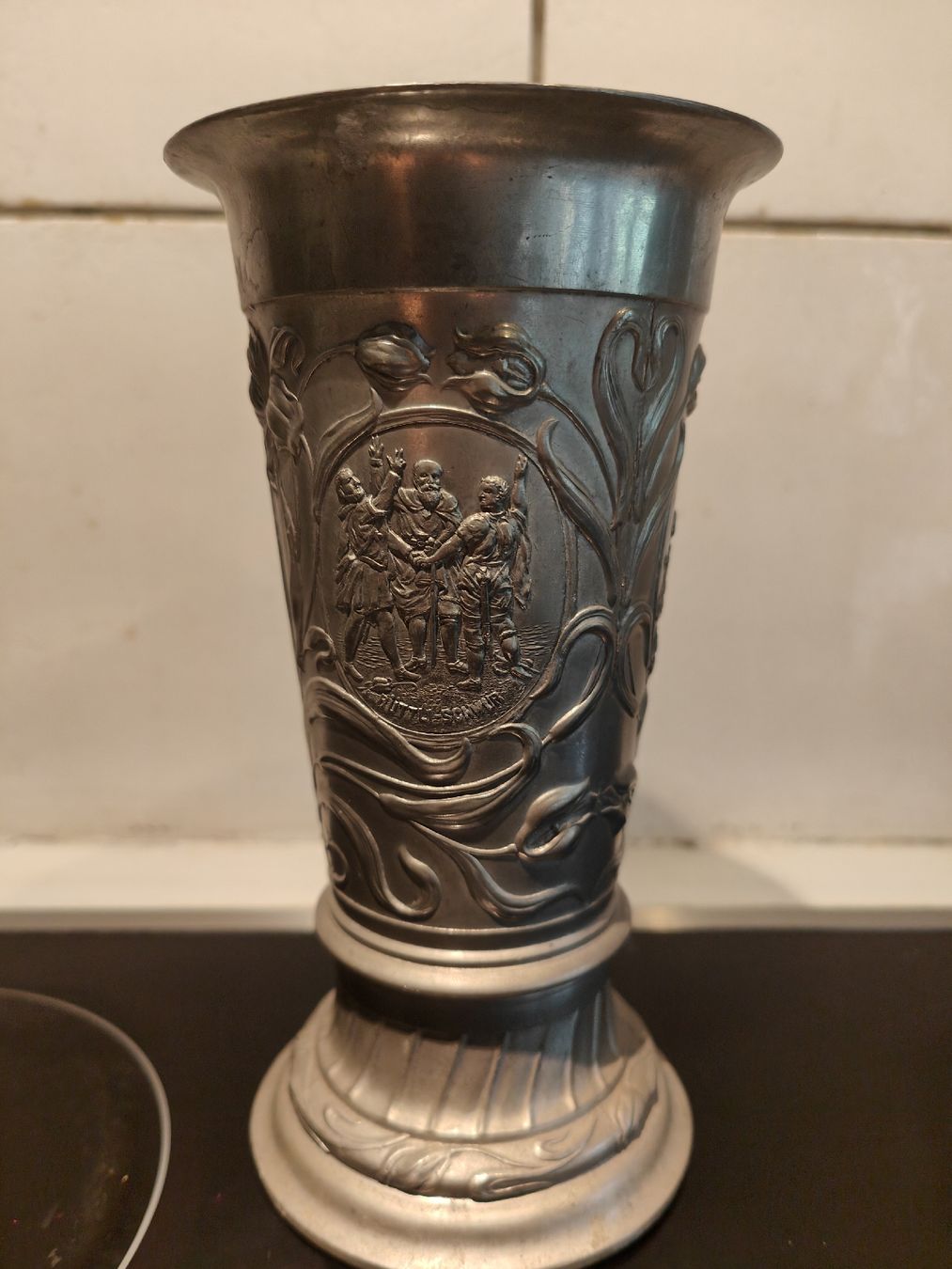 Vase & Récipients: vase Guillaume Tell  – D'occasion à Meyrin par olico01 2