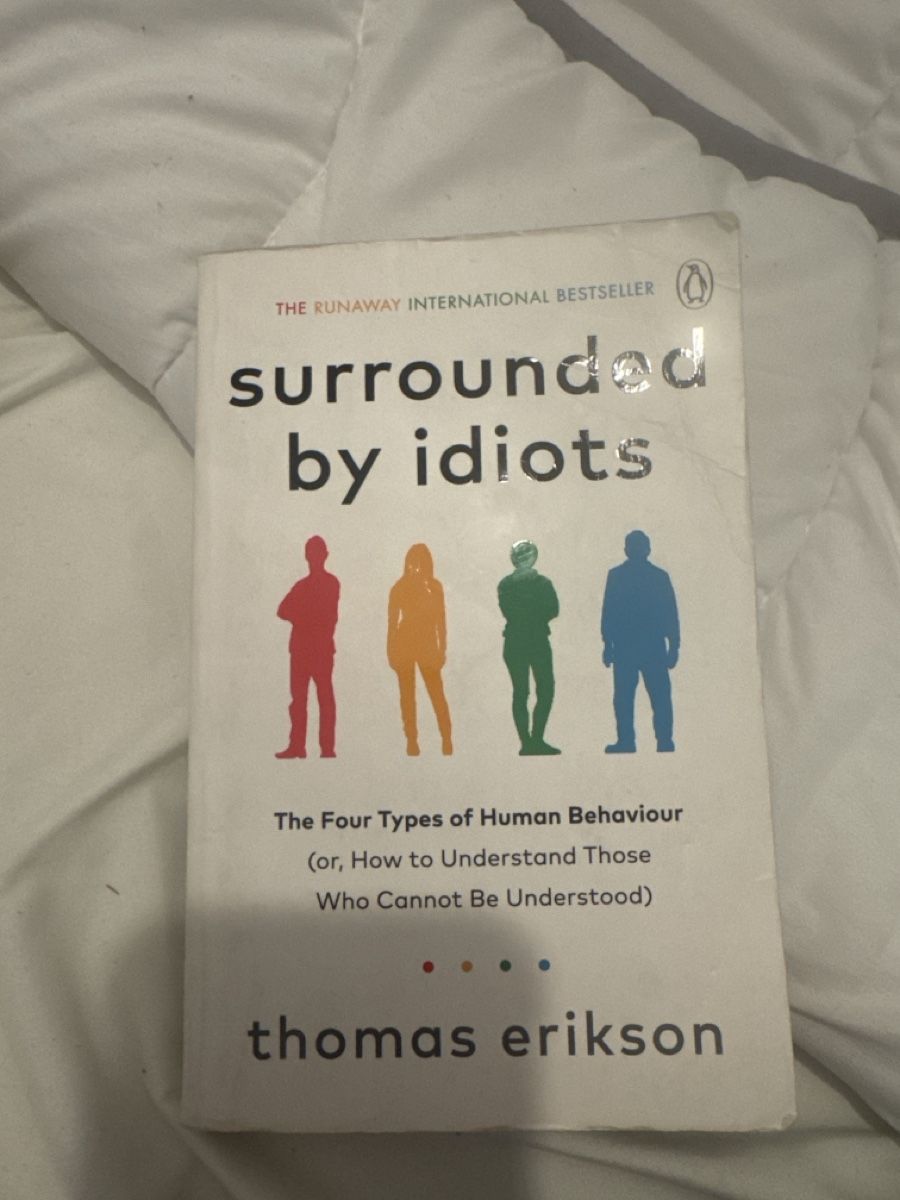Bücher: Used surrounded by idiots (good condition) – Gebraucht aus Genève von yas_q7jj