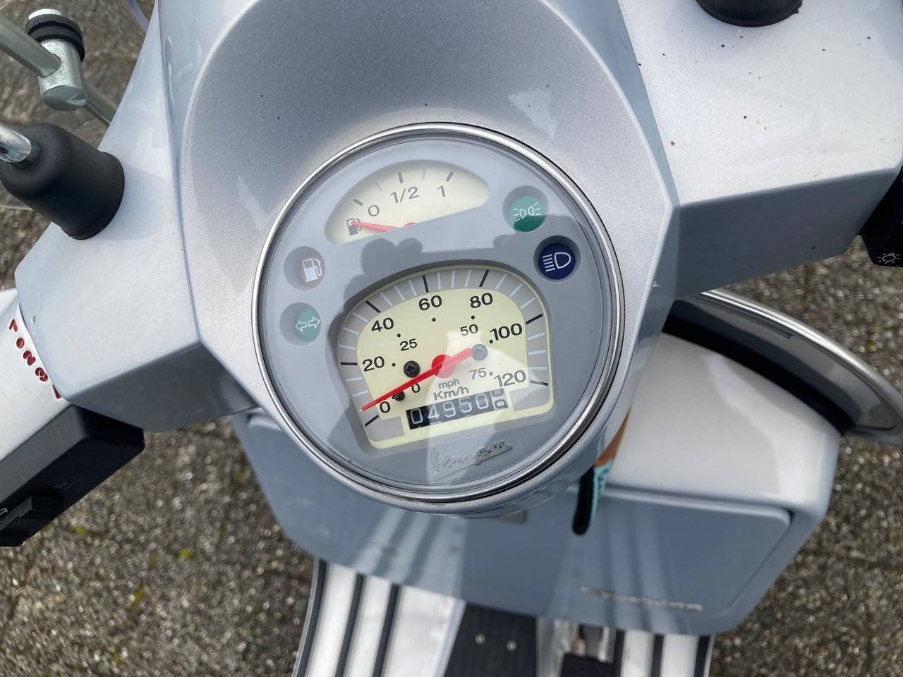 Vespa Scooter: Piaggio Vespa PX125 – Usato da Pfaffnau venduto da kev_123 4