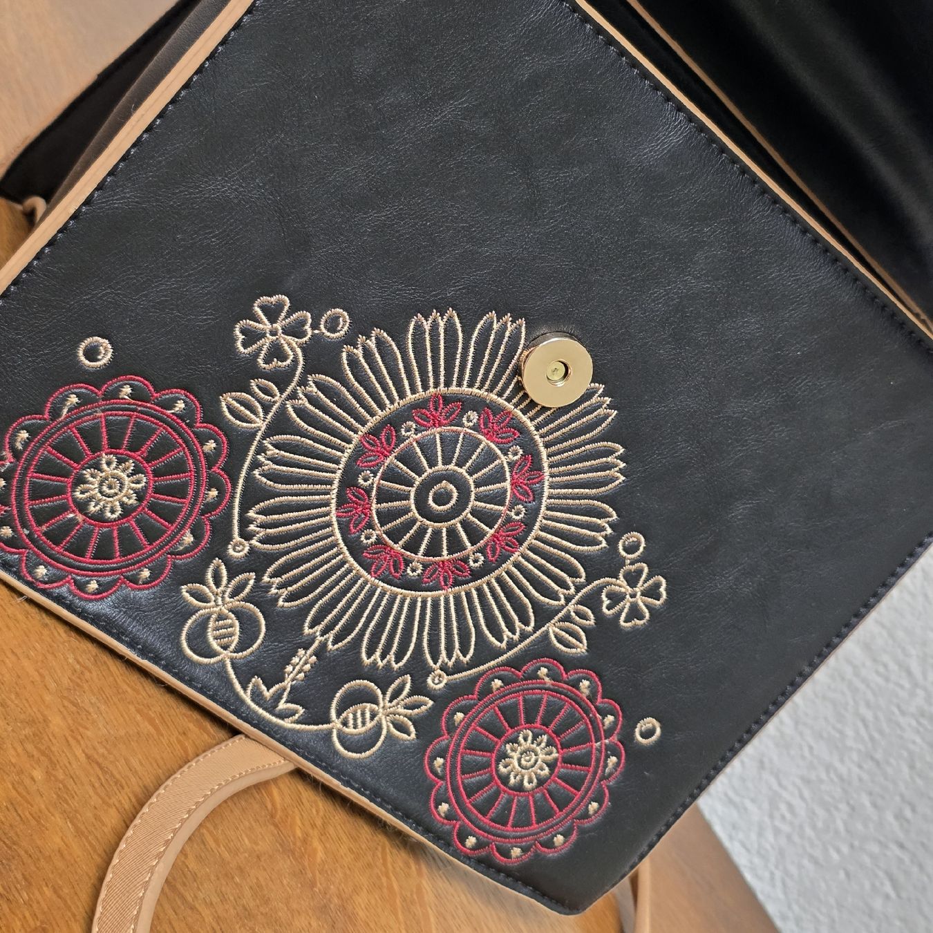 Borse da donna: Handtasche, neuwertig, mit Vogelmuster – Nuovo (secondo la descrizione) da Rheinsulz venduto da Gilea 5