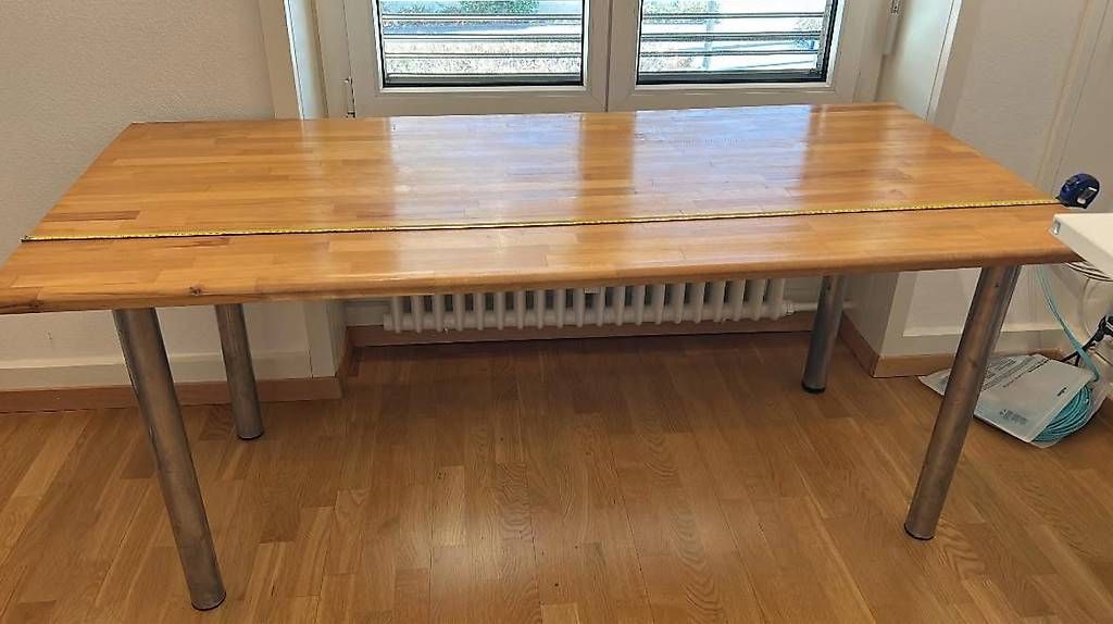Tables: Tisch – D'occasion à Binningen par moar73