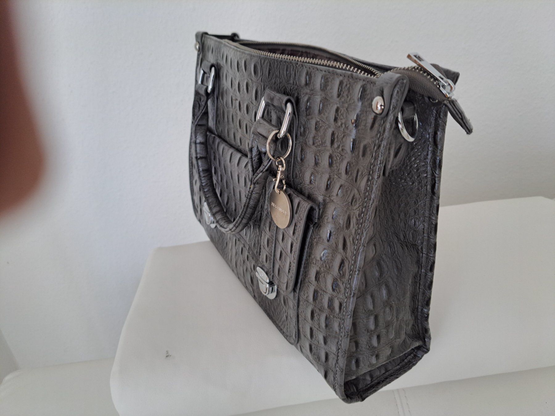 Taschen für Damen: Schöne Handtasche – Gebraucht aus Pfäffikon ZH von Valsangiaccomo 4
