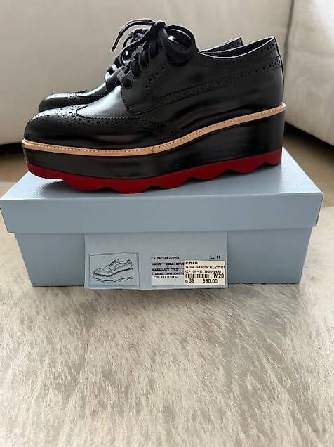 Prada Scarpe da donna: Prada Plateau Schuhe 39 – Usato da Heiden venduto da miriamj 1