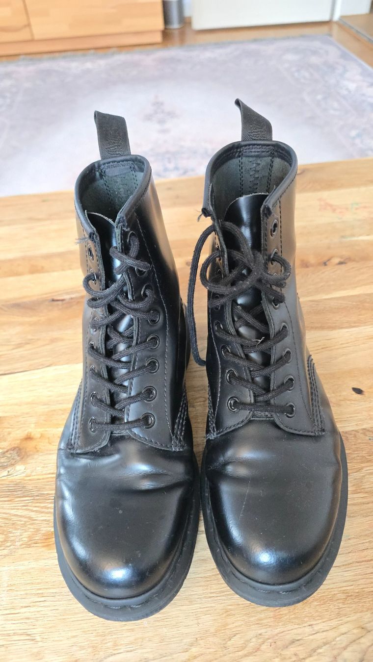 Dr. Martens Damenschuhe: Doc martens schuhe | EU39 – Gebraucht aus Wallisellen von theblacksheep 1