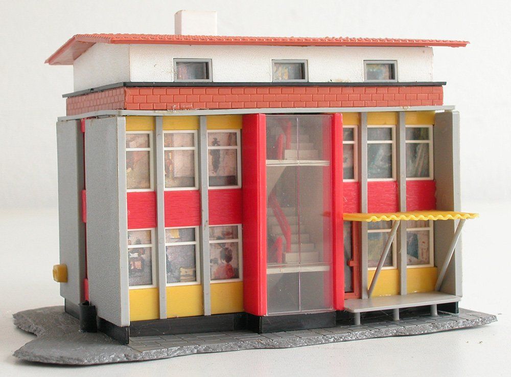 Faller Modelleisenbahnen: Faller Postgebäude  zu Spur H0 – Gebraucht aus Oberwil BL von Klang 2