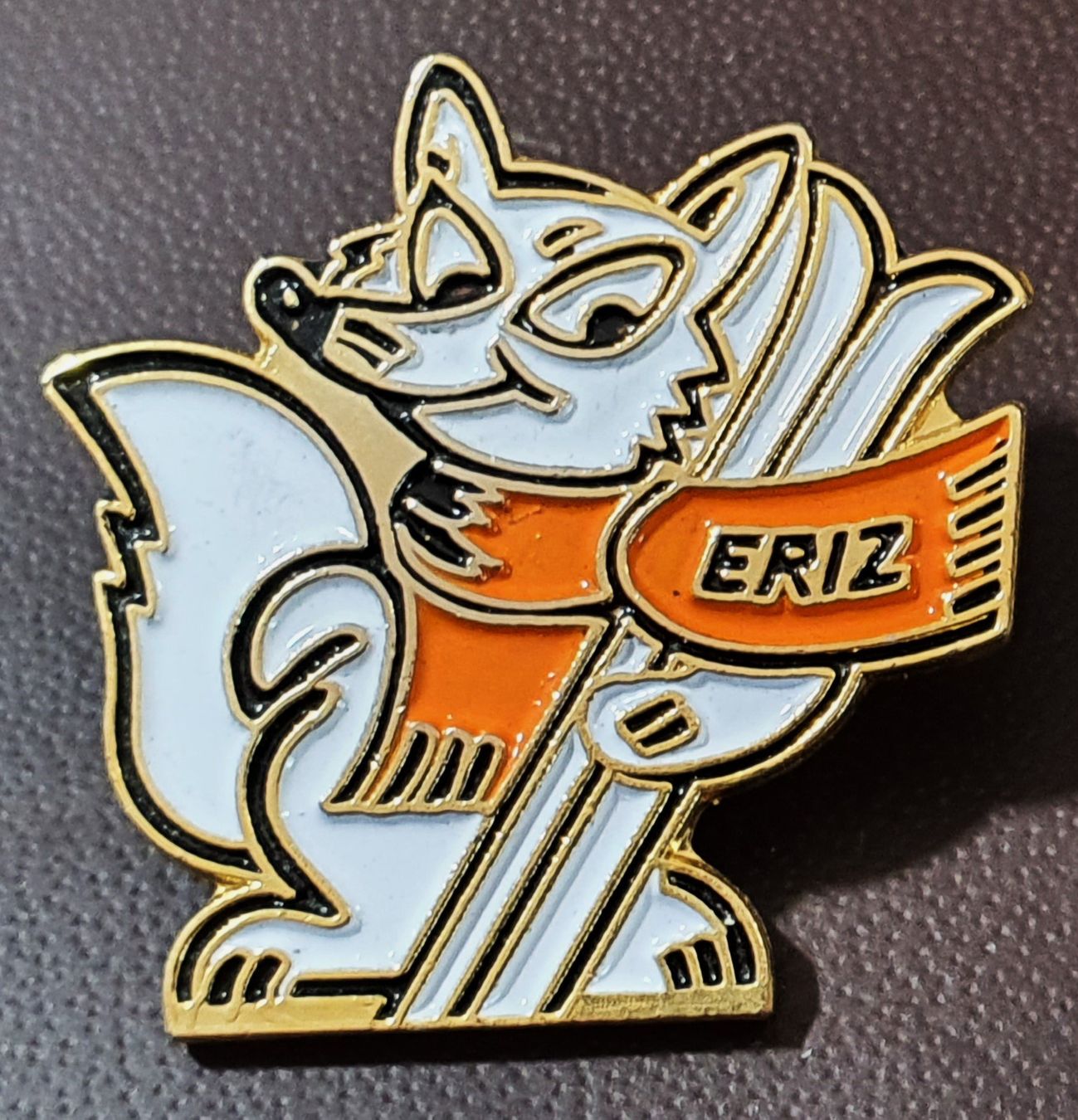 Plaketten & Abzeichen: R458 - Pin Fox Fuchs ERIZ – Gebraucht aus Reinach BL von Boston-Verkauf