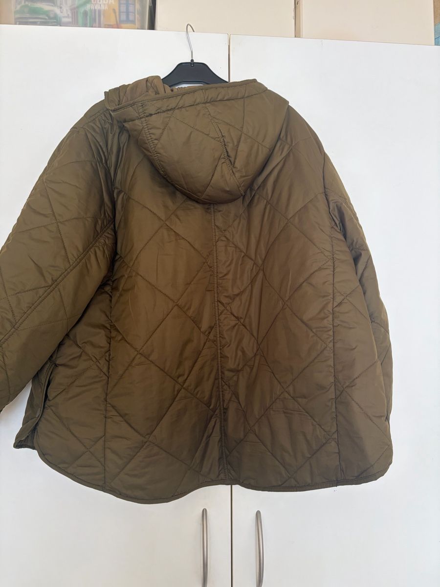 H&M Giacche: H&M Steppjacke Grösse M Oversize  – Usato da Basel venduto da Brunner.T 2