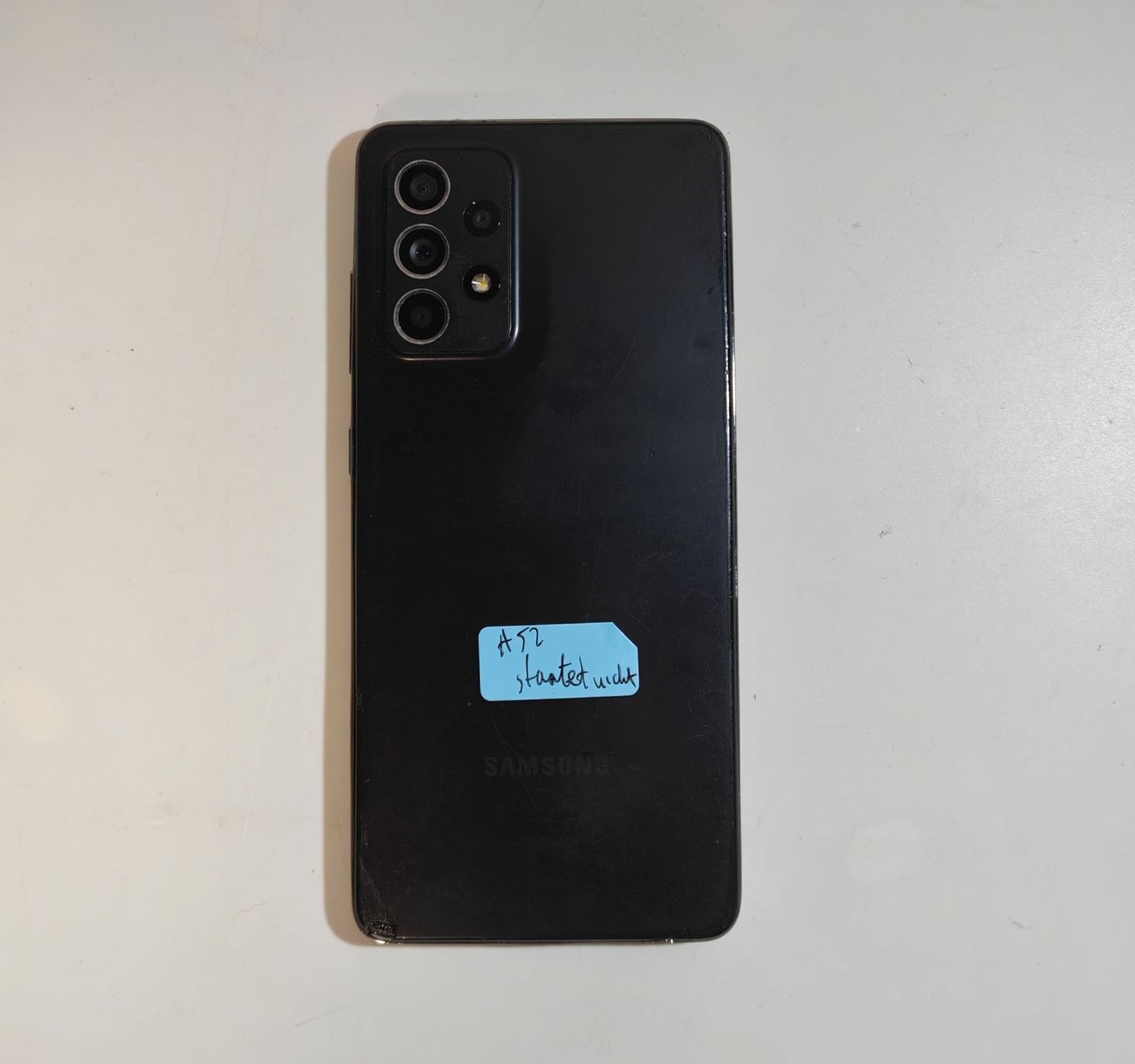 Samsung Telefoni cellulari / Smartphones: Samsung Galaxy A52 – Difettoso da Ehrendingen venduto da Rocky985 1