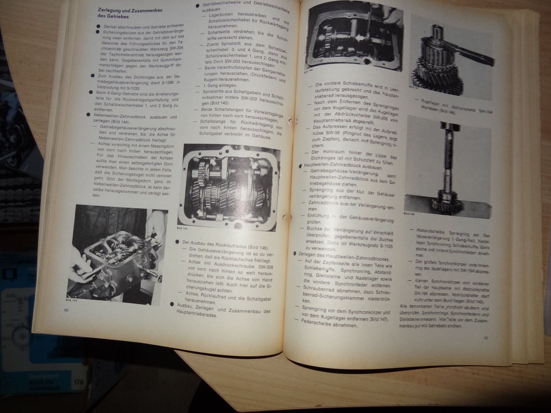 Modellini d'auto: OPEL Rekord II ab 1972. – Usato da Filzbach venduto da Sugi7 3