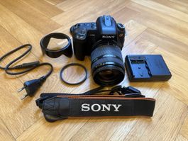 Sony Alpha DSLR-A350 mit DT 3.5-6.3/18-200 Objektiv