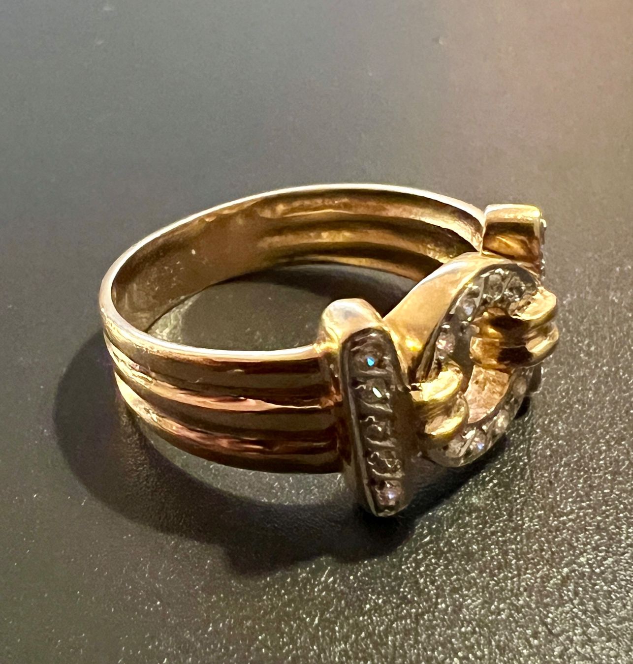 Anelli: Gold-Ring 18 K mit weissen Saphiren – Usato da Chur venduto da Penting1935 3
