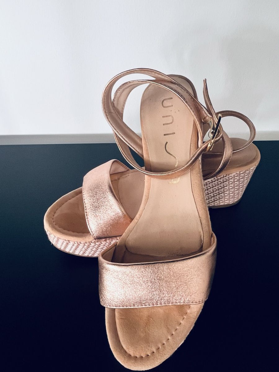 Unisa Scarpe da donna: Unisa Sandalette, Gr.36 - roségold – Usato da Neuhausen venduto da Ann.Drea 2