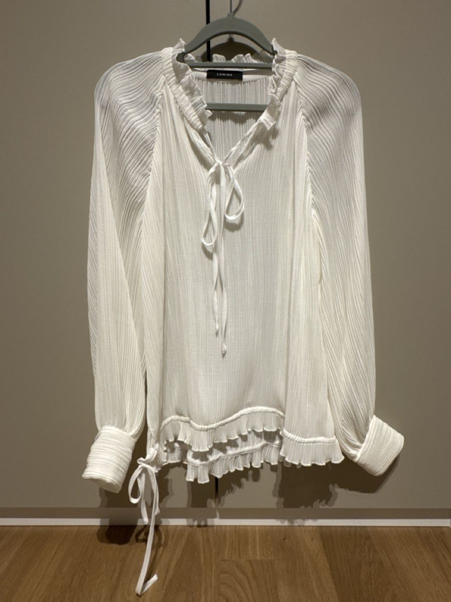 Camicette: Weisse Bluse mit Rüschen – Nuovo e nell'imballaggio originale da Kloten venduto da wan_5gvc