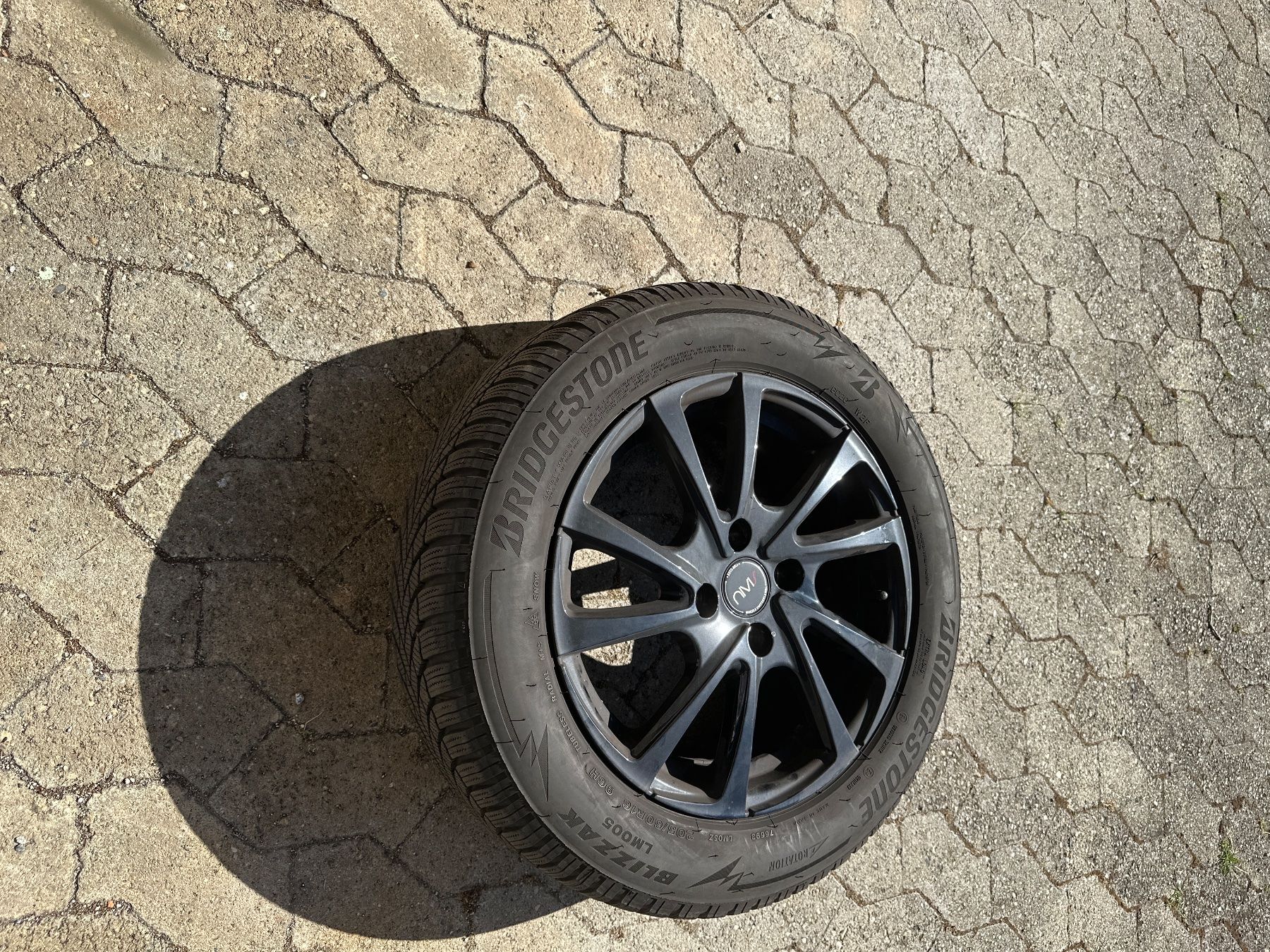 Citroën Pneus & Kompletträder: Roues hiver C3Aircross – Gebraucht aus St-Livres von pas_qkk2