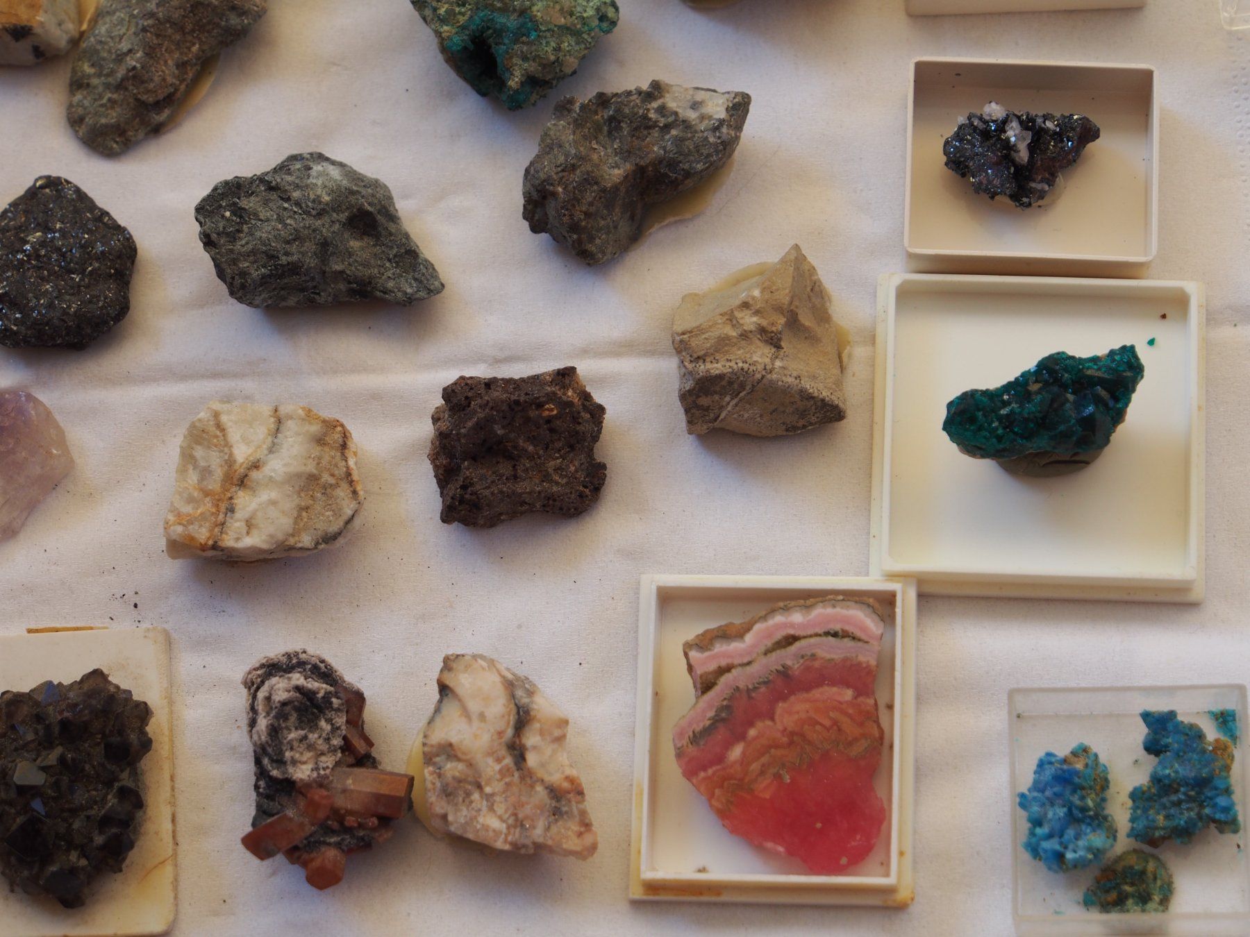 Minerali & Pietre curative: 12. lot de pierres diverses – Usato da Ovronnaz venduto da Etagne68 1