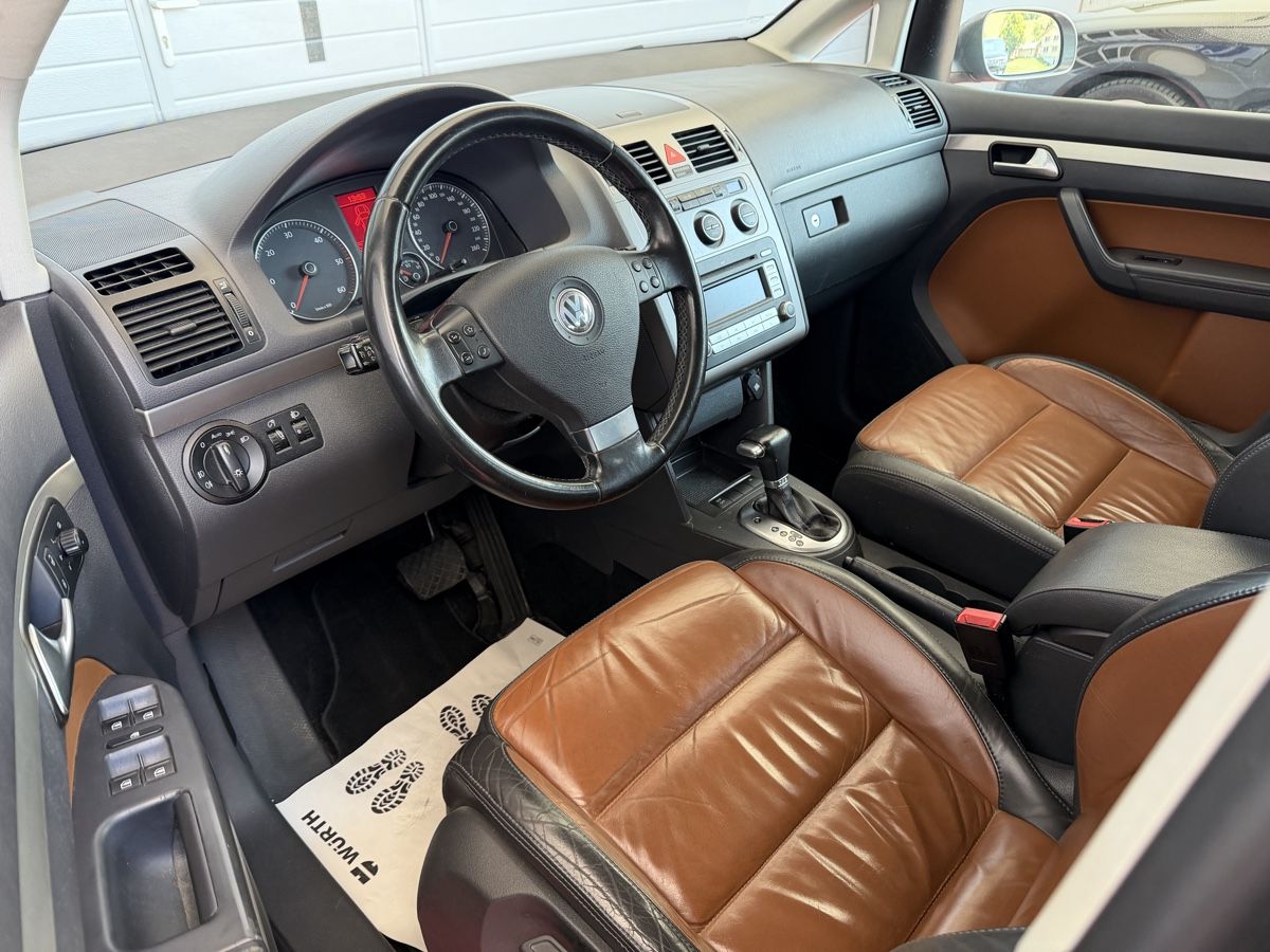 VW Autos: VW Touran 2.0TDI – Gebraucht aus Wolhusen von alt_656s 5