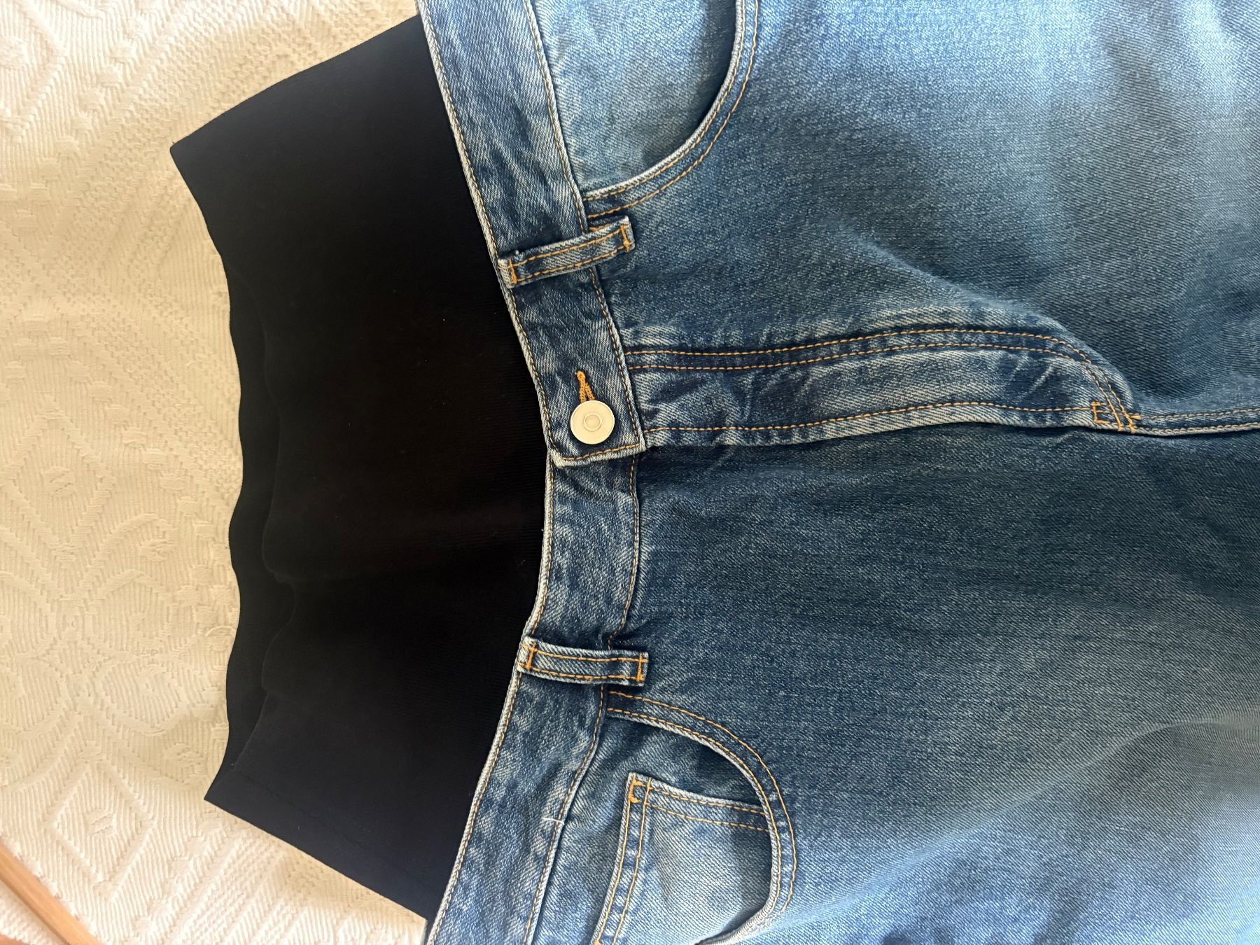 Alaia Jeans: Alaia jeans FR 38 – D'occasion à Zürich par ritzo1 5