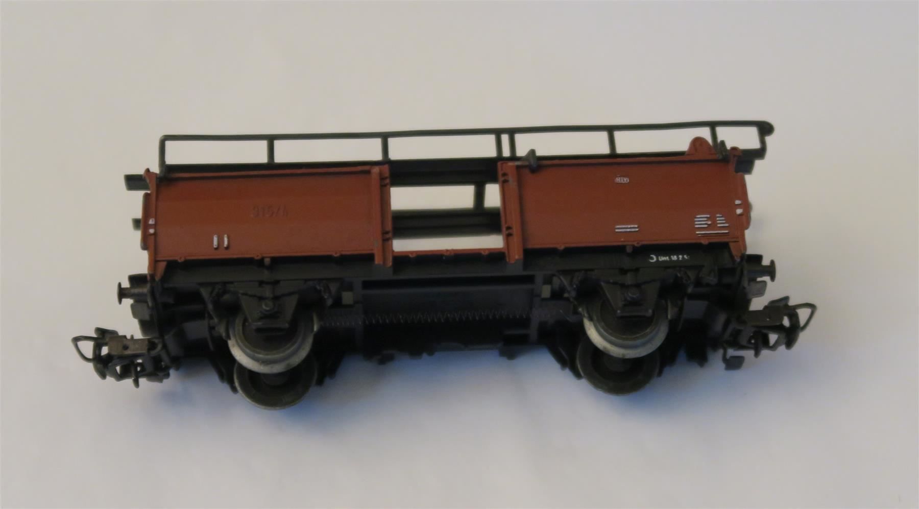 Märklin Modellini di ferrovie: Auto Güterwagen Märklin – Usato da Brittnau venduto da marlenestone 1