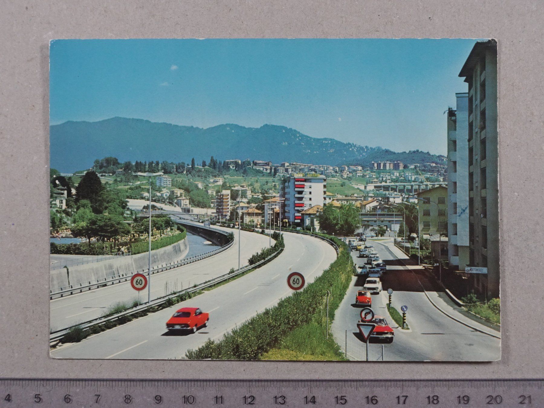 Cartes postales: Chiasso, Autostrada, 1972 – D'occasion à Lenzburg par fh1