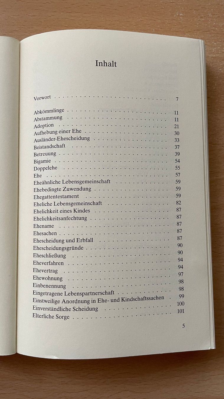 Libri: Eherecht und Familienrecht – Usato da Glattfelden venduto da cybermaxx 2