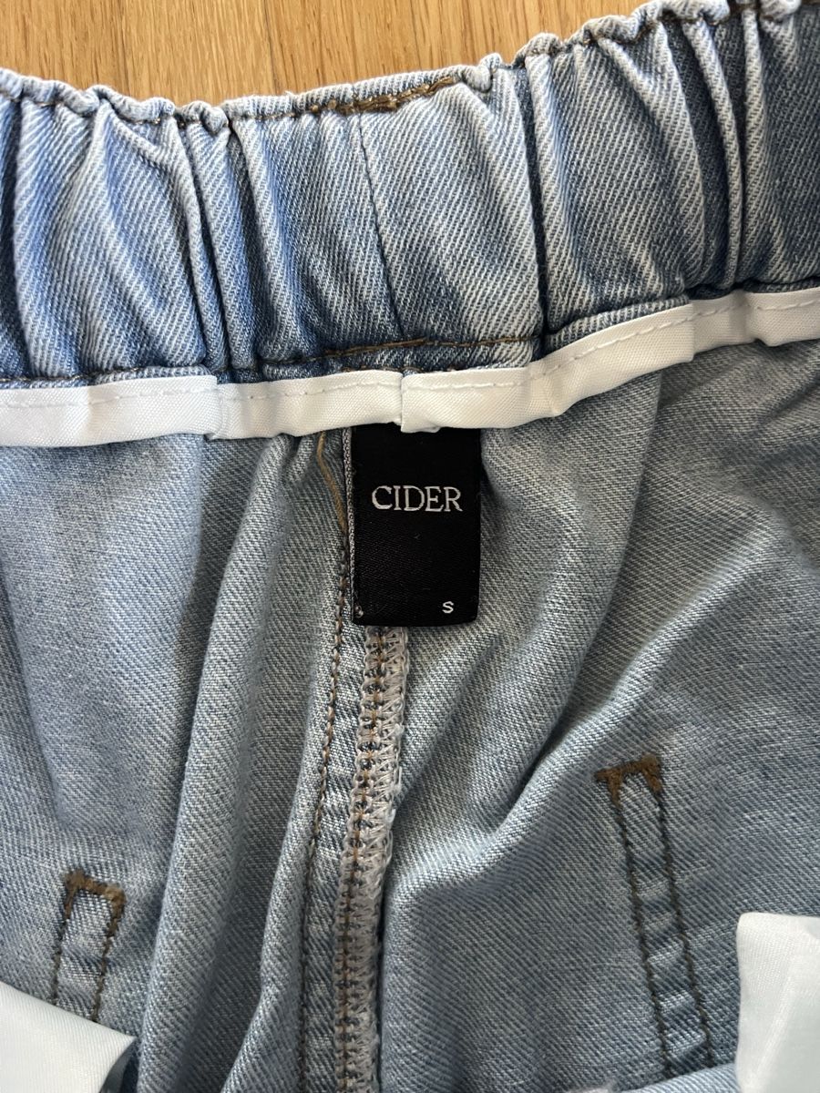 Jeans: Baggy Jeans 100% Baumwolle Grösse S – D'occasion à Nottwil par Silke94 2