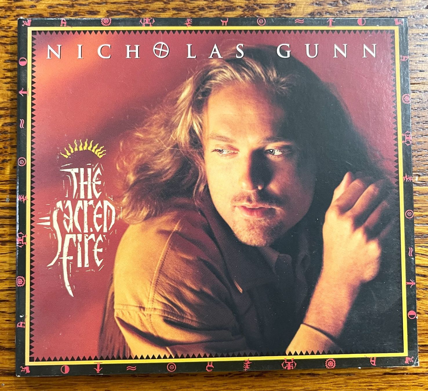 CD: Nicholas Gunn - The Sacred Fire CD – Usato da Oftringen venduto da Vucki