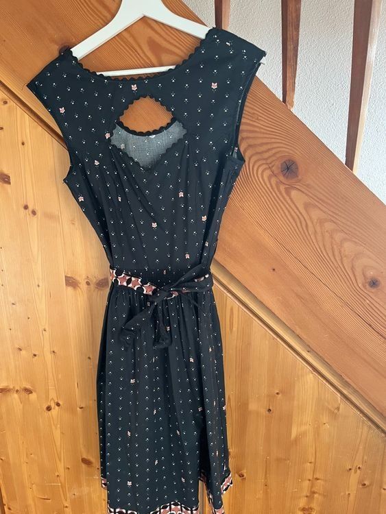 Blutsgeschwister Vestiti: Robe Blutgeschwister M neuve – Nuovo (secondo la descrizione) da Lausanne venduto da MademoiselleZuzu
