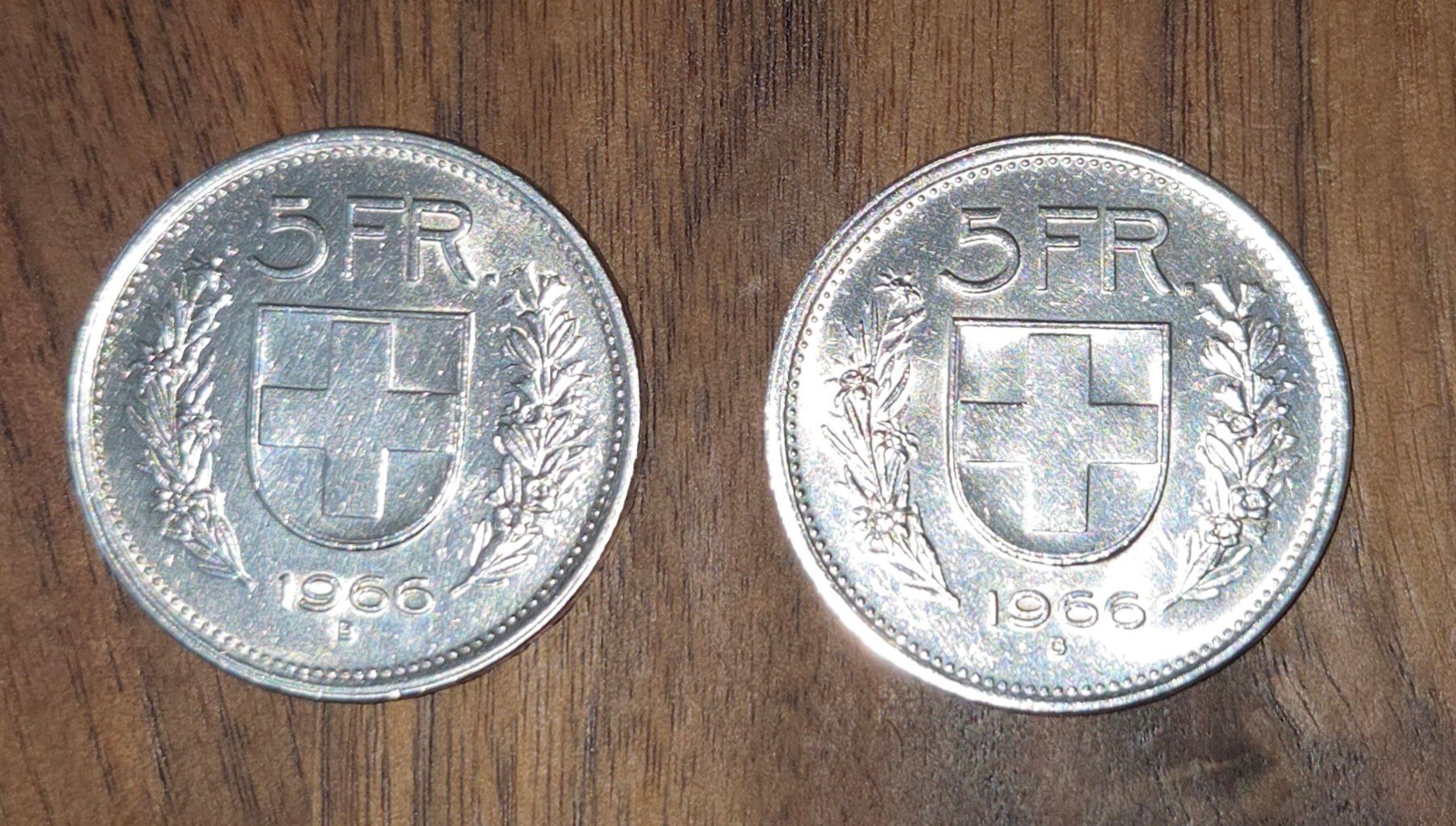 Tutti le monete: 2 Stk. Fünflieber Jg. 1966 silber – Usato da Kirchdorf AG venduto da hallobox
