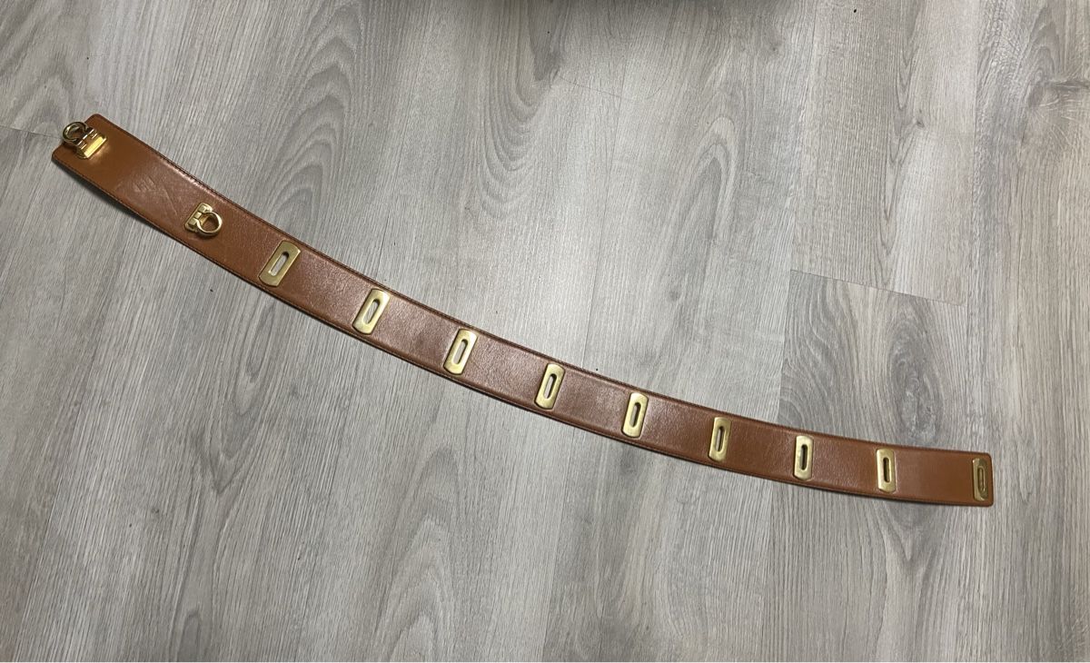 Escada Cinture: Ceinture Escada vintage – Usato da Montreux venduto da Perledor 1