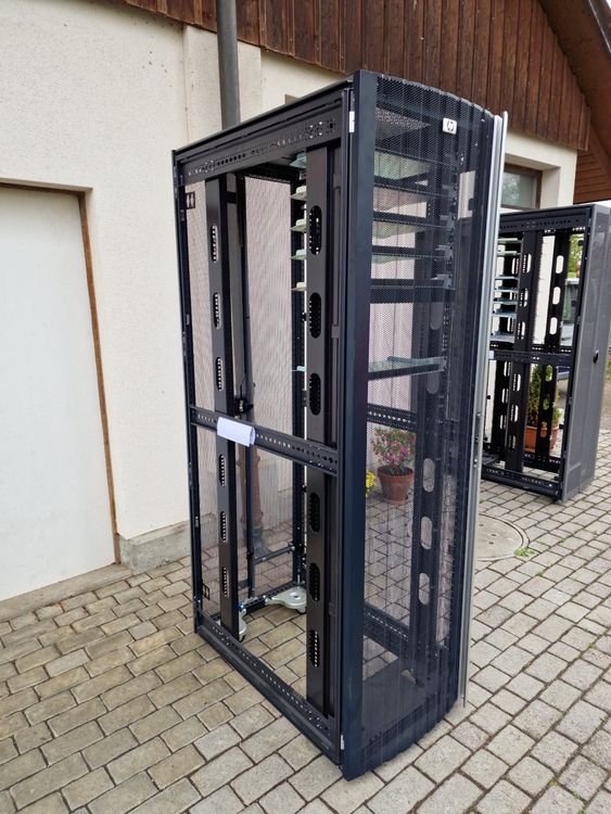 HP G3 Fullsize 42U Server Rack (Gebraucht) in Geltwil für CHF 90 – nur ...