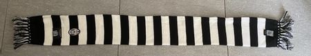 Juventusschal schwarz-weiss mit Emblem guter Zustand