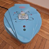 Cupcake Maker Retro