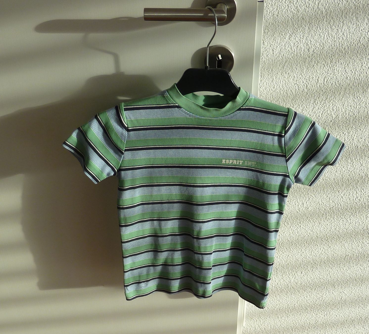 Esprit Camicie, T-shirt & Polo: Gr. 116/122 T-Shirt von Esprit – Usato da Wagenhausen venduto da FrauLang