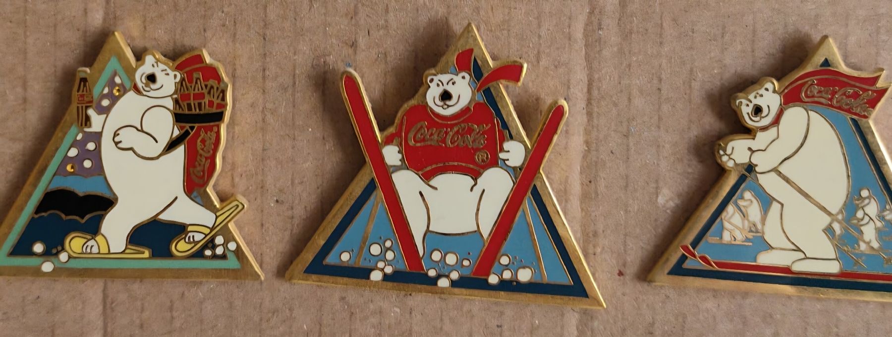 Coca-Cola Plaketten & Abzeichen: Coca Cola Eisbären Pins – Gebraucht aus Luzern von Luzern_Energy 1