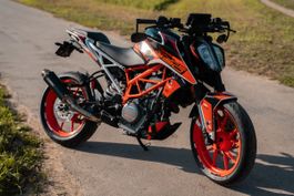 KTM Duke 390 frisch ab Service