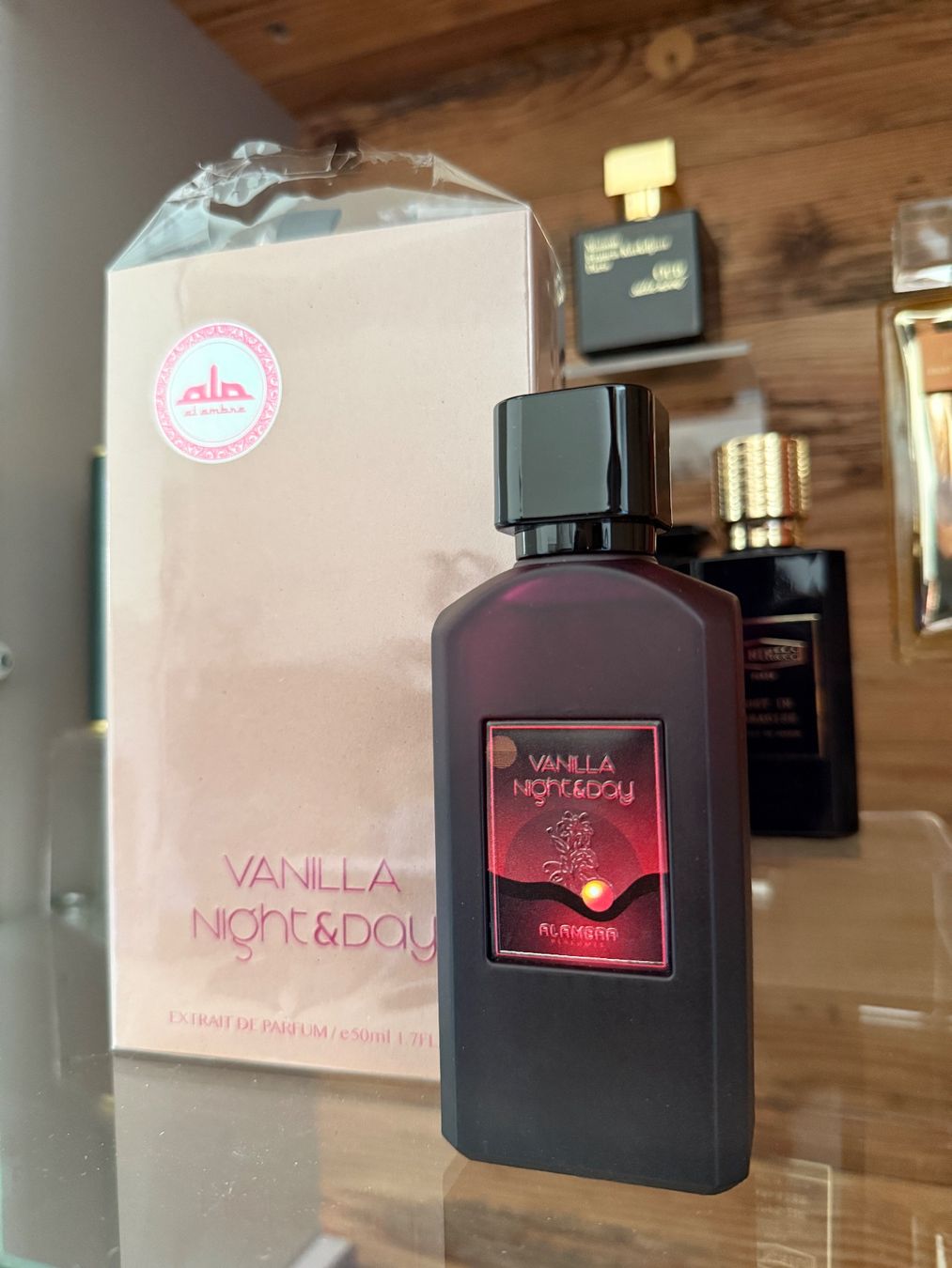 Parfum & Eau de Toilette: Vanilla Night & Day Al Ambra 50 ml – Gebraucht aus Ittigen von iGeorgia