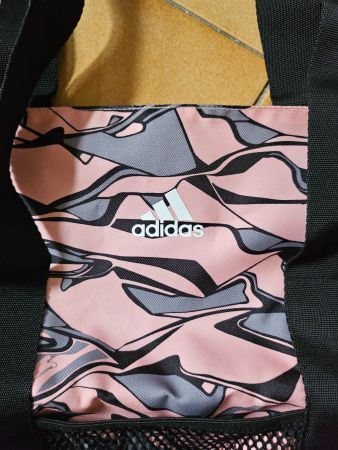 Sac de marque Adidas neuf