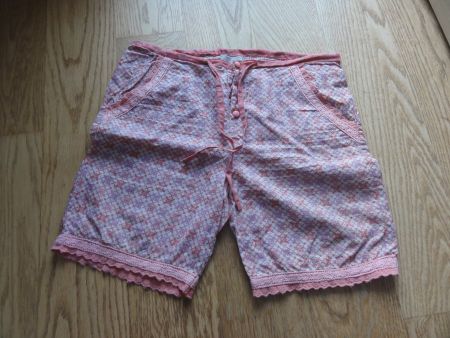 Shorts Gr. 152, Creamie