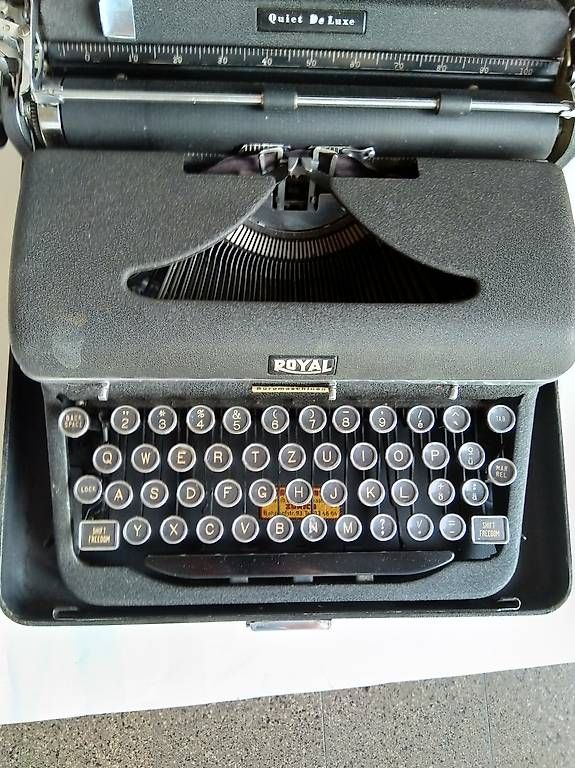 Macchine da scrivere: Schreibmaschine Royal von ca. 1950 – Usato da Zürich venduto da shm_cw59 1