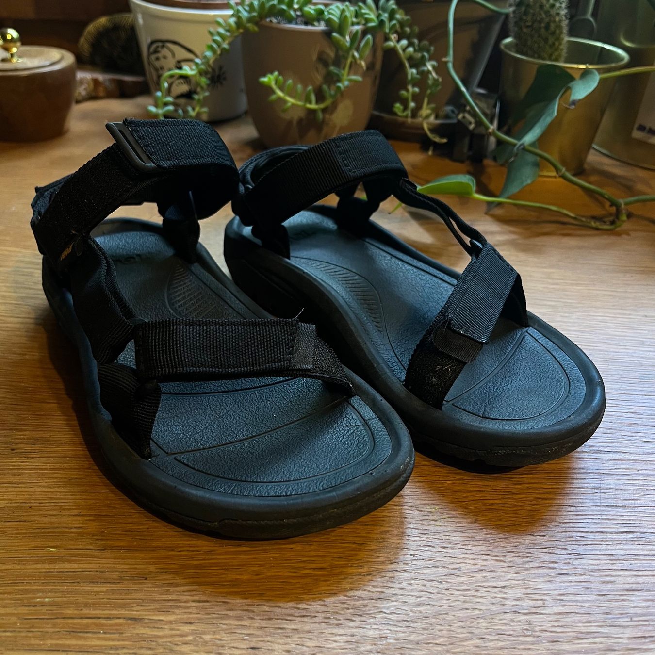 Teva Scarpe da uomo: Sandales TEVA – Usato da Fribourg venduto da marionfolly