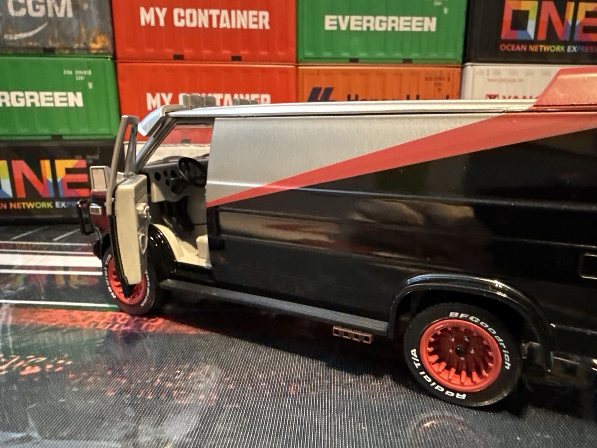 GMC Modellini d'auto: A-Team Van 1983 GMC Vandura! – Usato da Basel venduto da Zomeg 1